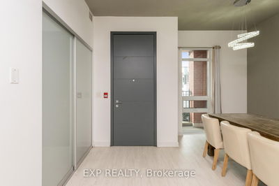 Unit TH 3 — 220 George St, Toronto - Moss Park image-0-2