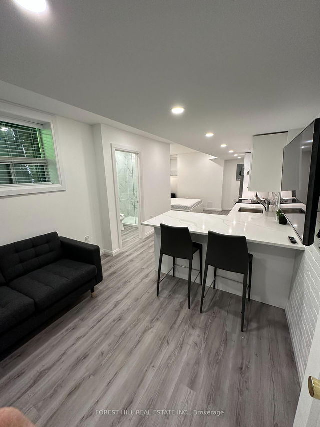 103 - 333 Harbord Street