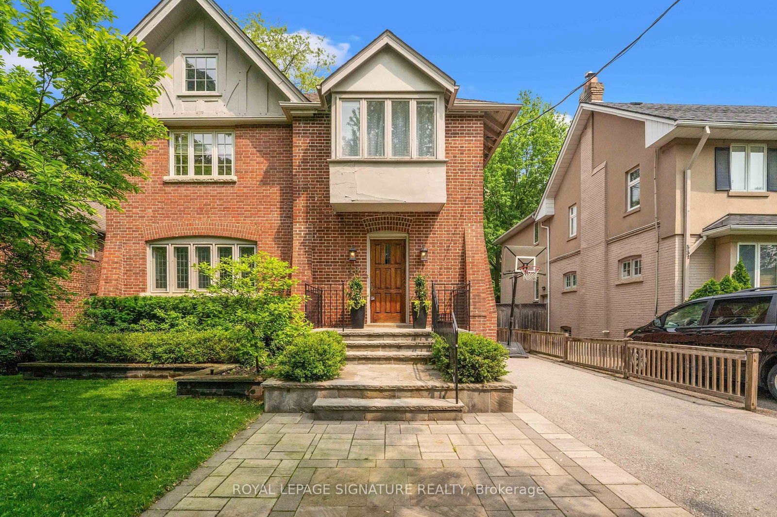 Detached House for sale at 18 Weybourne Crescent, Toronto, Lawrence Park South, M4N 2R3 - MLS: C12189738