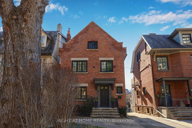 27 Woodlawn Avenue