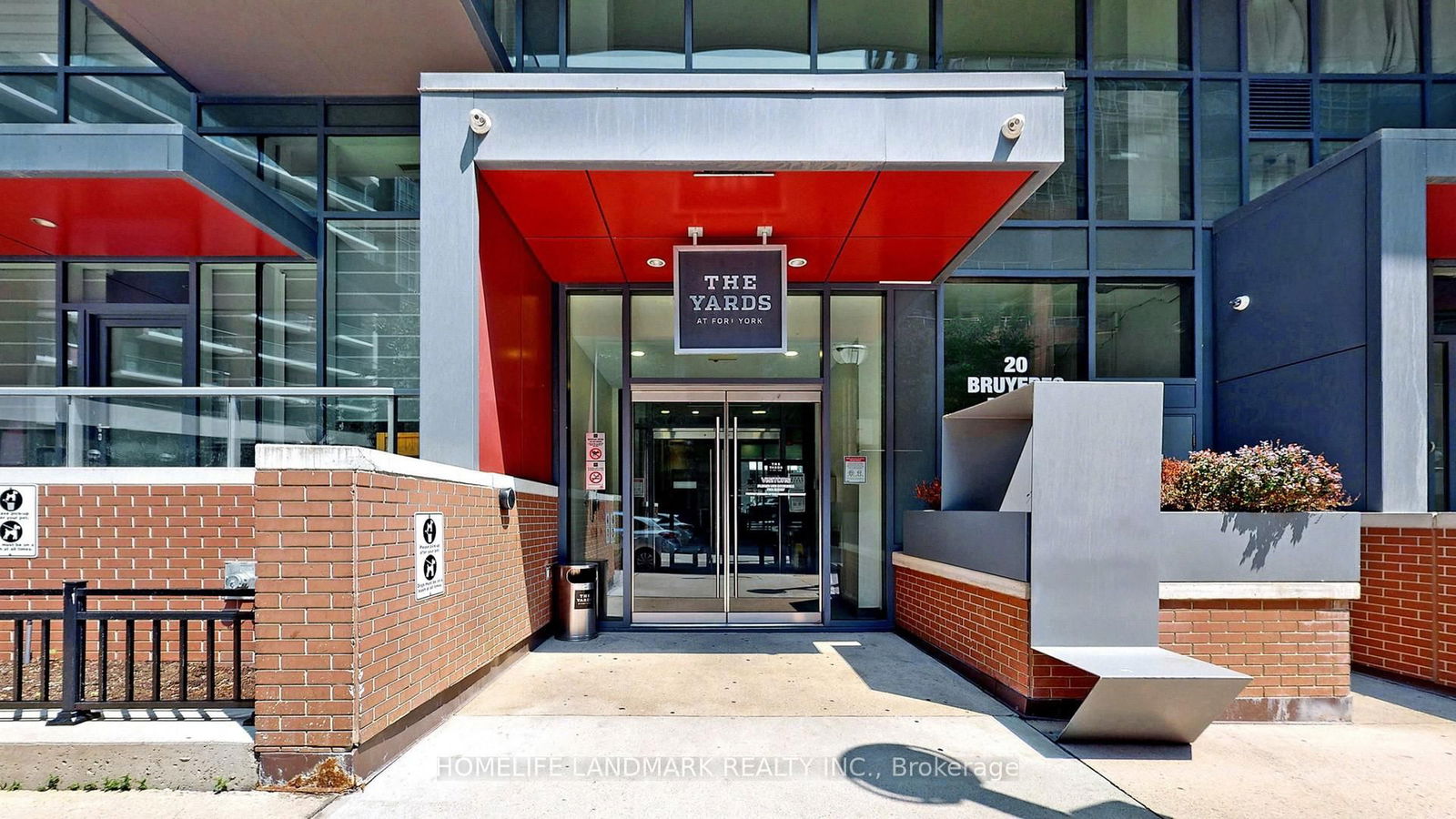 Condo for sale at 2611-20 Bruyeres Mews, Toronto, Waterfront Communities C1, M5V 0G8 - MLS: C12189897