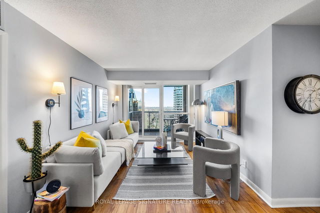 3005 - 4968 Yonge Street