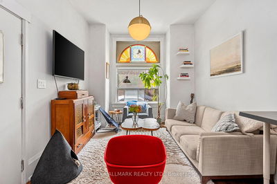 261 Ossington Ave, Toronto - Trinity-Bellwoods image-0-2