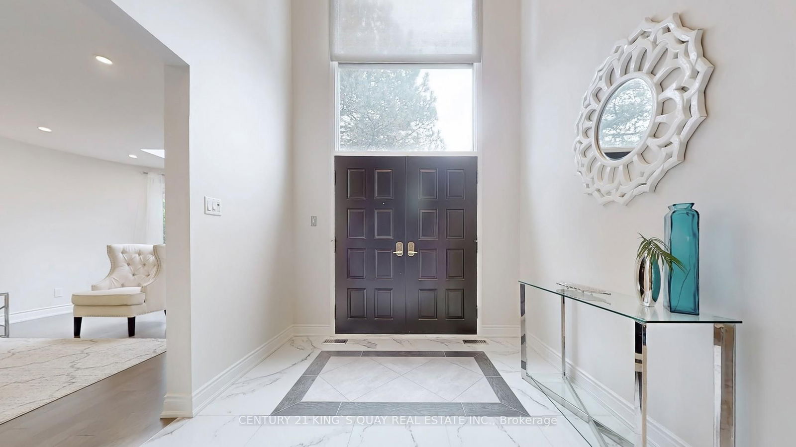 Detached House for sale at 54 Garnier Court, Toronto, Bayview Woods-Steeles, M2M 4C9 - MLS: C12190069