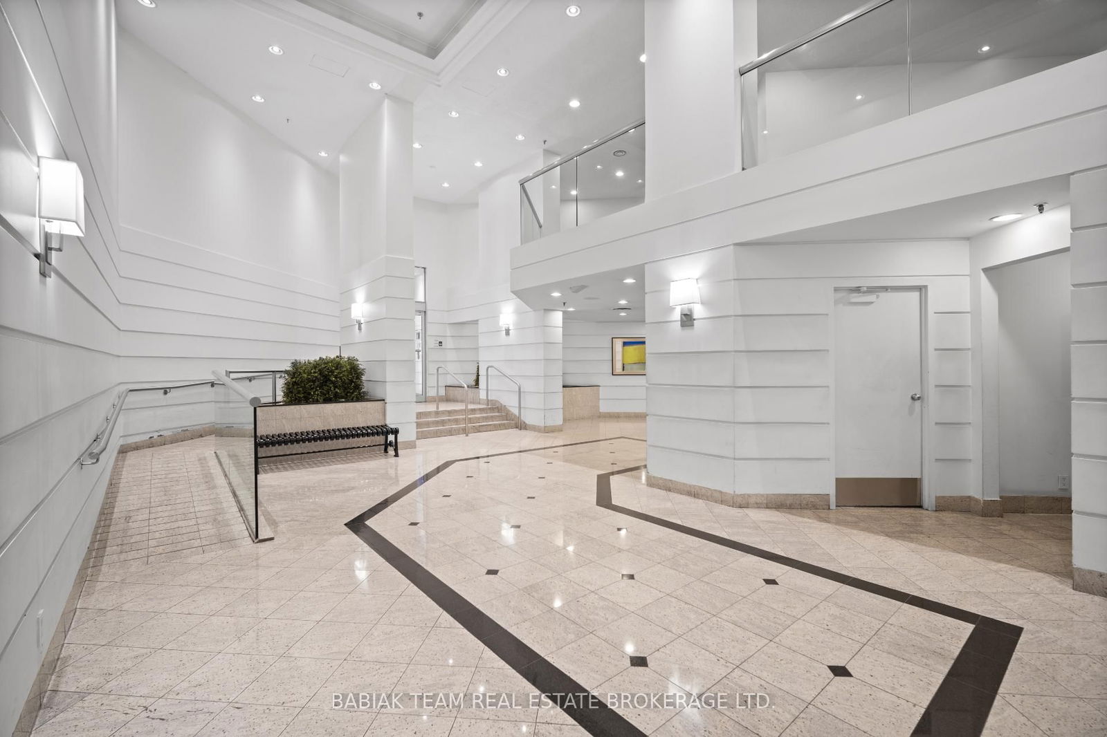 Condo for sale at 1613-711 Bay Street, Toronto, Bay Street Corridor, M5G 2J8 - MLS: C12190242
