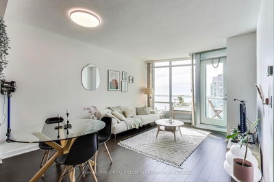 Unit 3716 — 81 Navy Wharf Crt, Toronto - Waterfront Communities C1 image-0-1