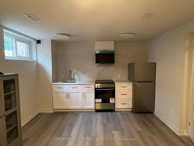 Bsmt Unit 1 - 31 Robingrove Road