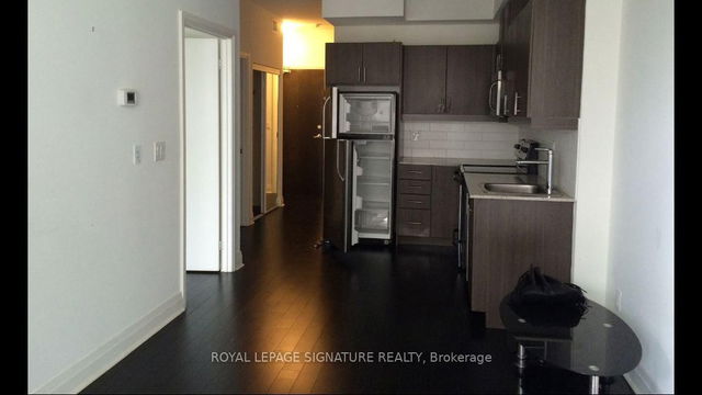 212 - 17 Kenaston Gardens
