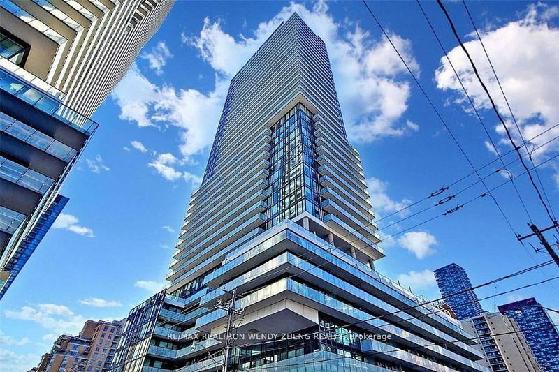 home for lease on 1207-161 Roehampton Avenue