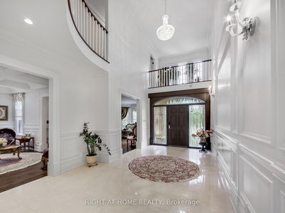 11 York Rd, Toronto - Bridle Path-Sunnybrook-York Mills image-0-2