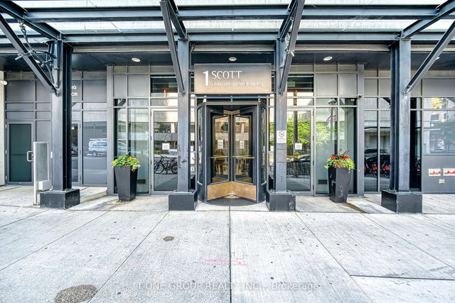 412 - 1 Scott Street