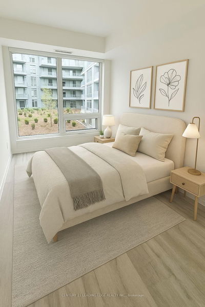 Unit 404 — 8 Olympic Garden Dr, Toronto - Newtonbrook East image-0-3
