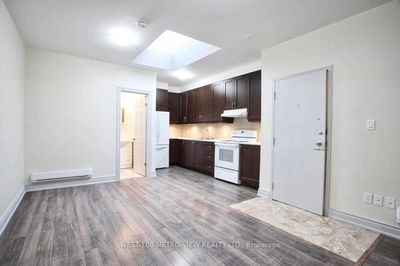 Unit Upper Rear — 1570 Dundas St, Toronto - Little Portugal image-0-2