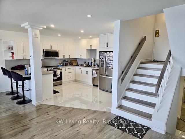 1618 - 33 Harbour Sq, Toronto, M5J 2G2 | Image 3