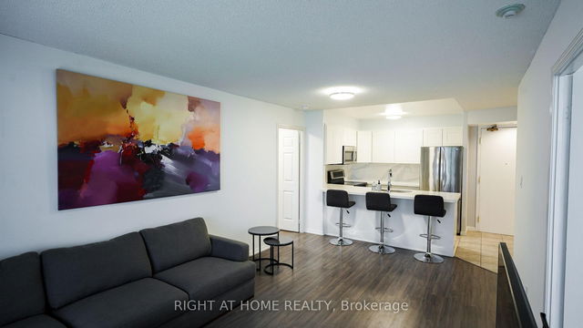 408 - 188 Redpath Avenue