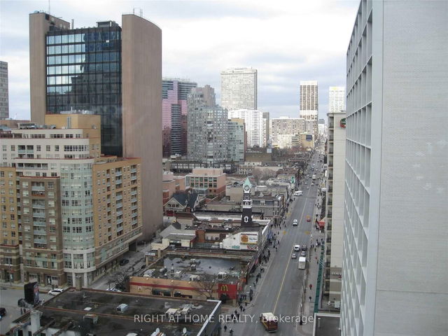 409 - 7 Carlton Street