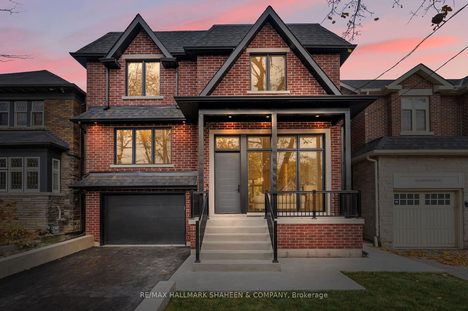 Detached House for sale at 66 Parkhurst Boulevard, Toronto, Leaside, M4G 2E2 - MLS: C12191046