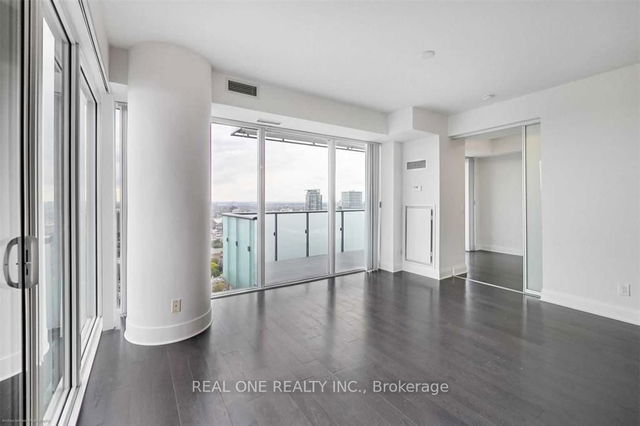 #2804 - 65 St Mary Street