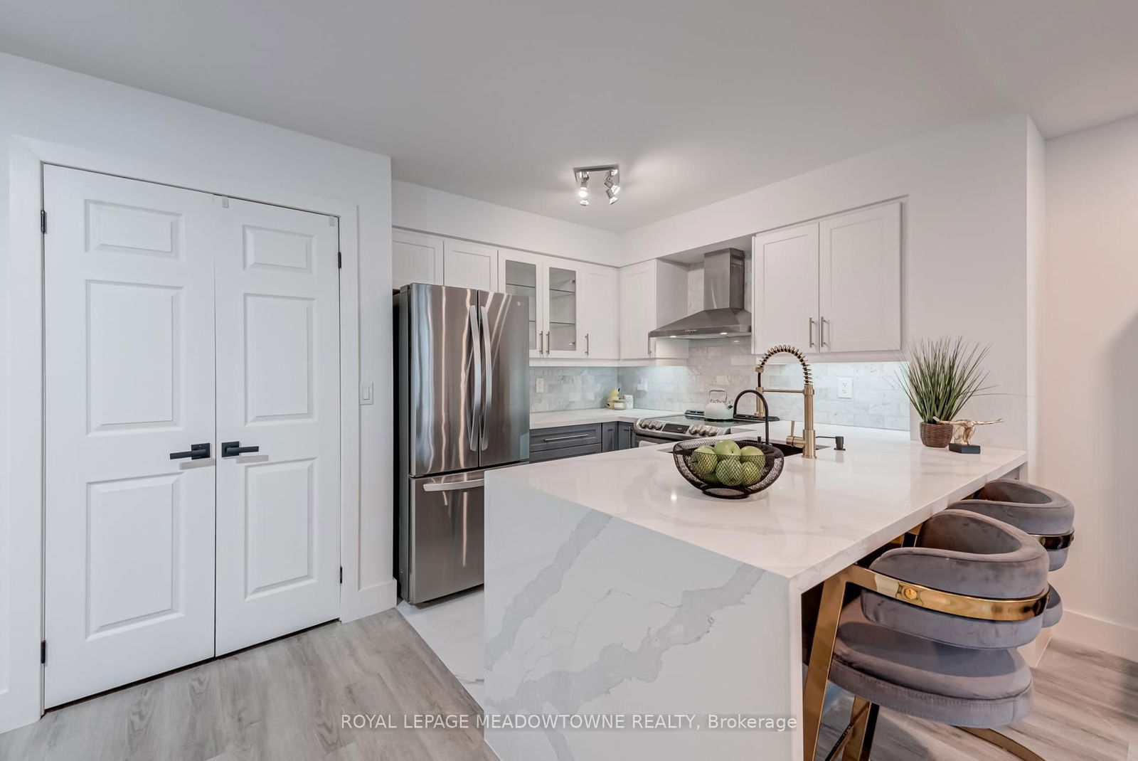Condo for sale at 1801-12 Yonge Street, Toronto, Waterfront Communities C1, M5E 1Z9 - MLS: C12191072