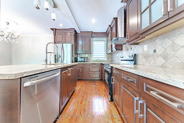 18 Leona Drive