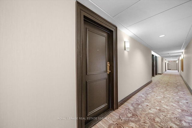 PH 08 - 271 Ridley Boulevard