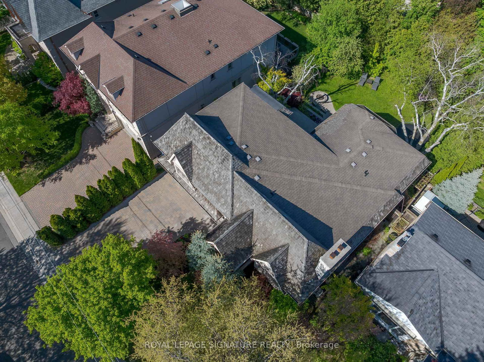 Detached House for sale at 43 Fenn Avenue, Toronto, Bridle Path-Sunnybrook-York Mills, M2L 1M7 - MLS: C12191373