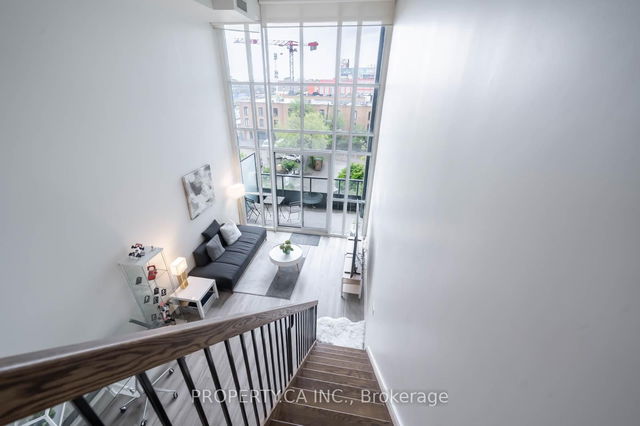 446 - 5 Hanna Avenue
