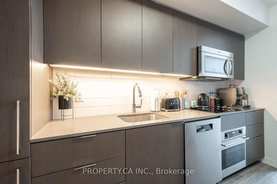 Unit 446 — 5 Hanna Ave, Toronto - Niagara image-0-4