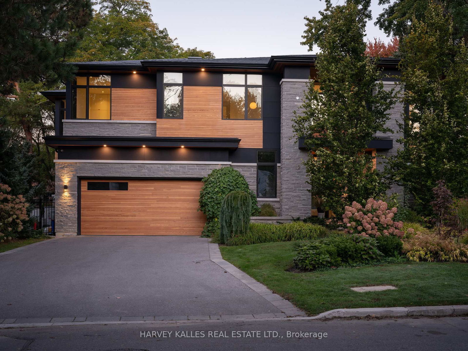 Detached House for sale at 12 Tetbury Crescent, Toronto, Parkwoods-Donalda, M3A 3G3 - MLS: C12191444
