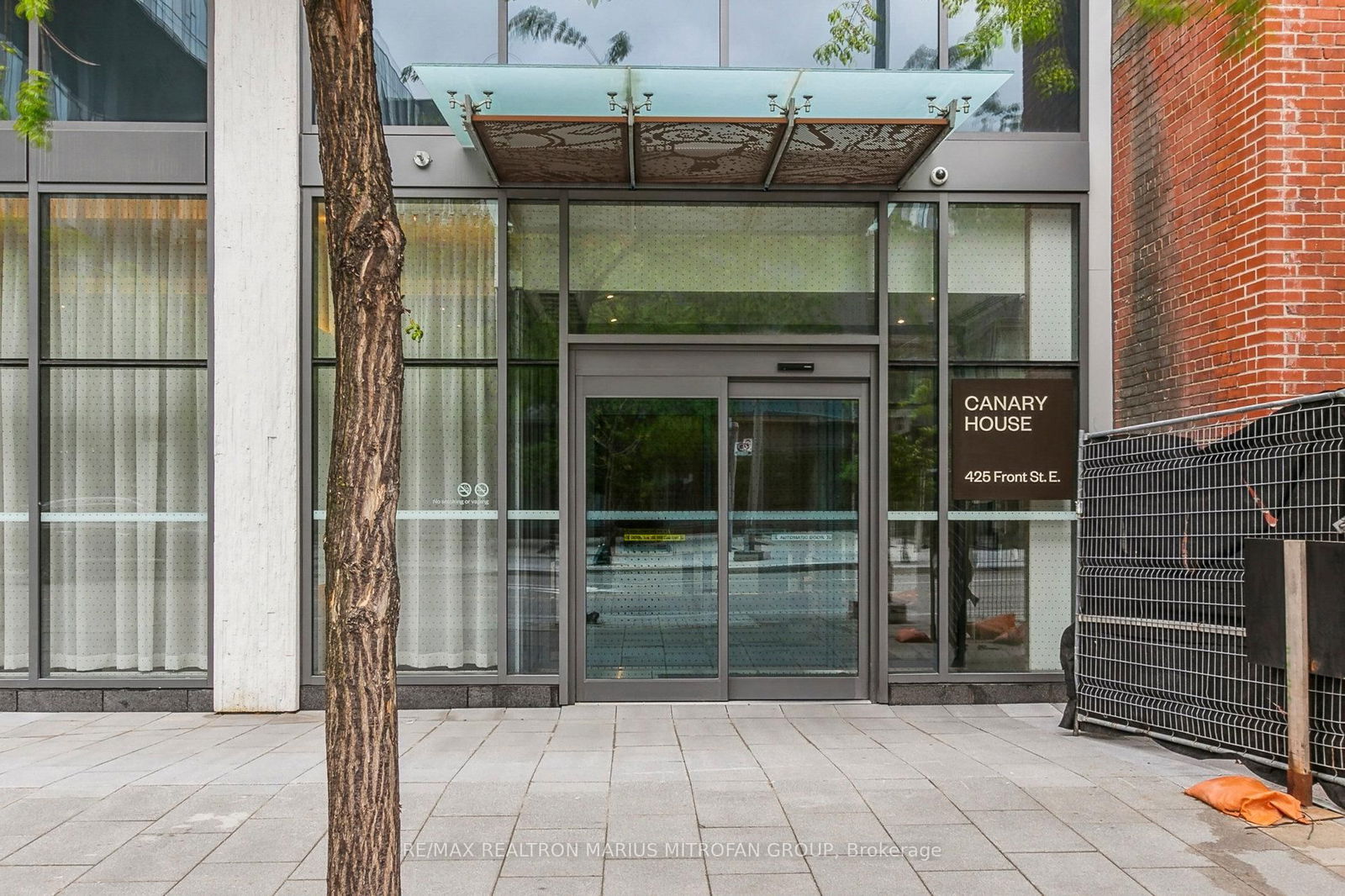 Condo for sale at 715-425 Front Street, Toronto, Waterfront Communities C8, M5A 0X2 - MLS: C12191773