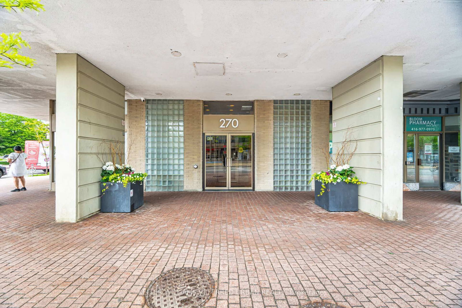 Condo for sale at 2008-270 Queens Quay, Toronto, Waterfront Communities C1, M5J 2N4 - MLS: C12191907