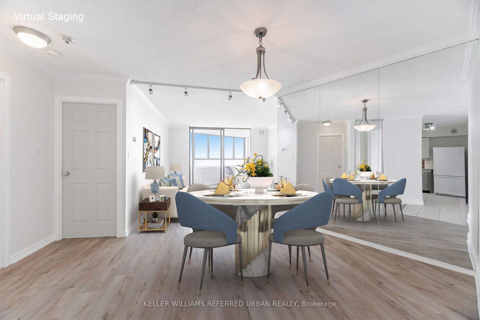 Condo for sale at 2008-270 Queens Quay, Toronto, Waterfront Communities C1, M5J 2N4 - MLS: C12191907