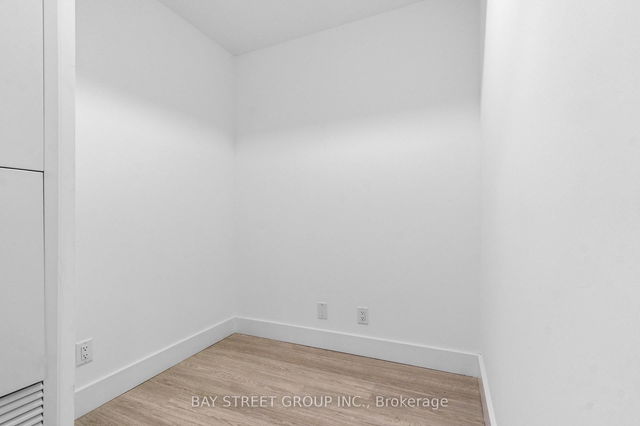 501 - 625 Sheppaed Avenue