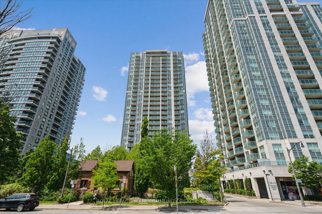 203 - 18 Harrison Garden Boulevard