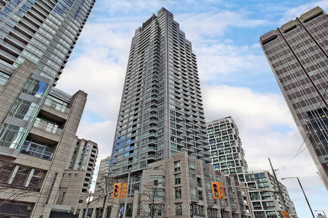 1902 - 2181 Yonge Street