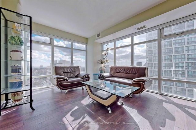 1902 - 2181 Yonge Street