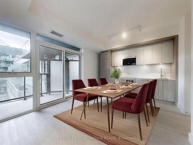 601 - 6 Greenbriar Road