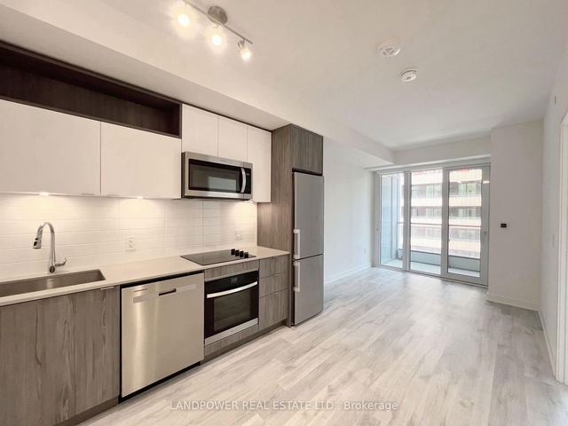873W - 135 Lower Sherbourne Street