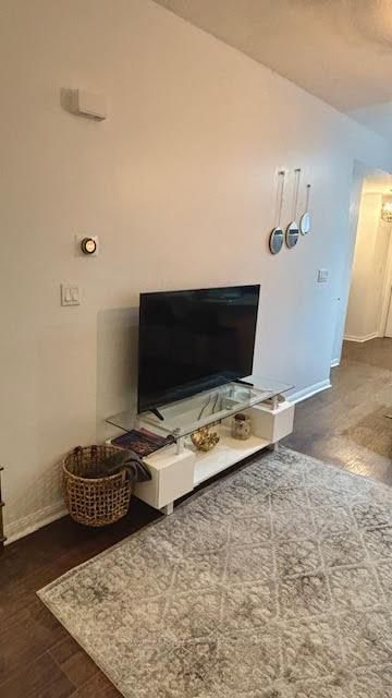 Unit Th8 — 80 Carr St, Toronto - Kensington-Chinatown image-0-3