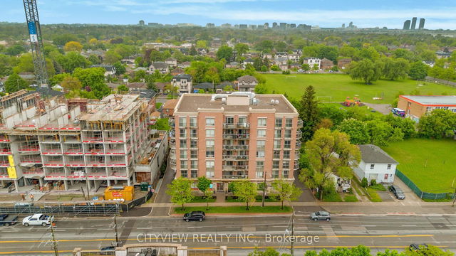 307 - 801 Sheppard Avenue
