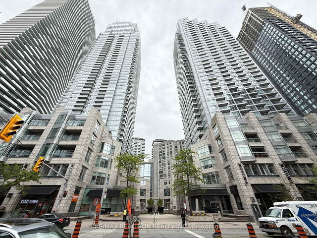 2305 - 2191 Yonge Street