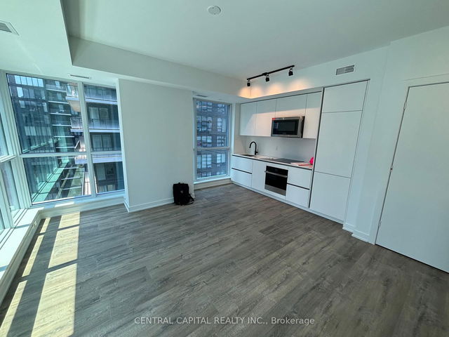 3003 - 327 King Street