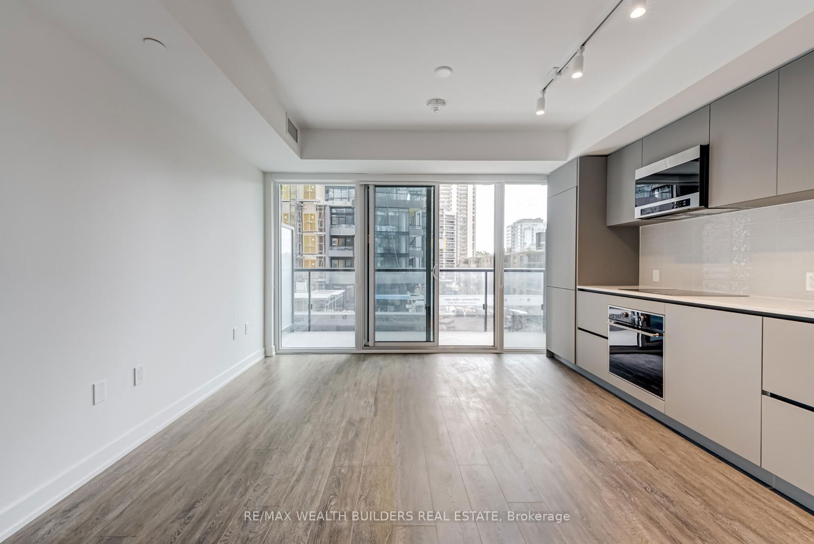 Condo for sale at 305-117 Broadway Avenue, Toronto, Mount Pleasant West, M4P 1V3 - MLS: C12193143