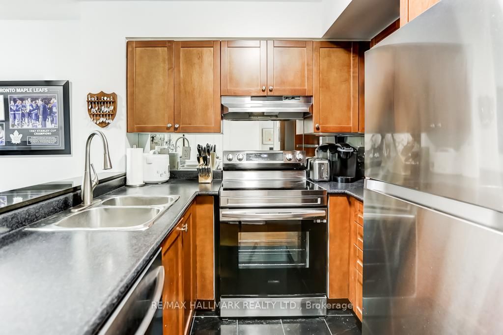 Condo for sale at 911-230 King Street, Toronto, Moss Park, M5A 1K5 - MLS: C12193281
