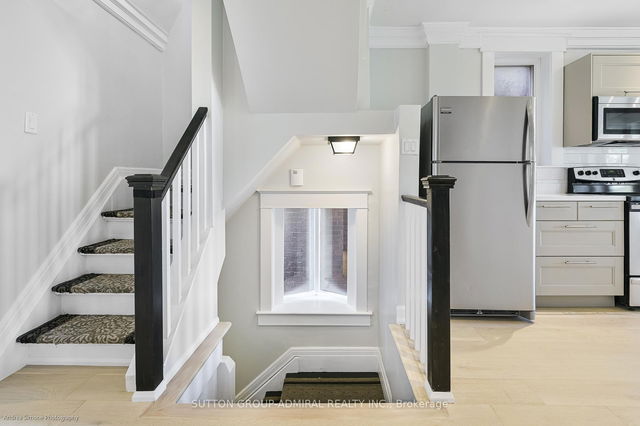 2nd & 3rd Floor - 481 Brock Avenue