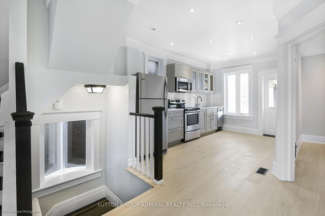 2nd & 3rd Floor - 481 Brock Avenue