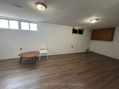 256 Patricia Ave, Toronto - Newtonbrook West image-0-3