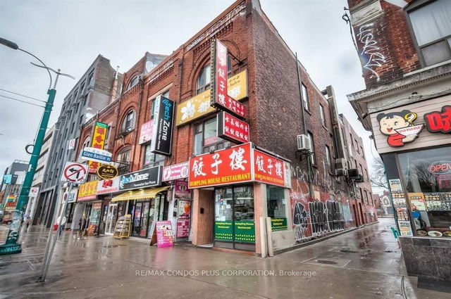 F - 324 Spadina Avenue