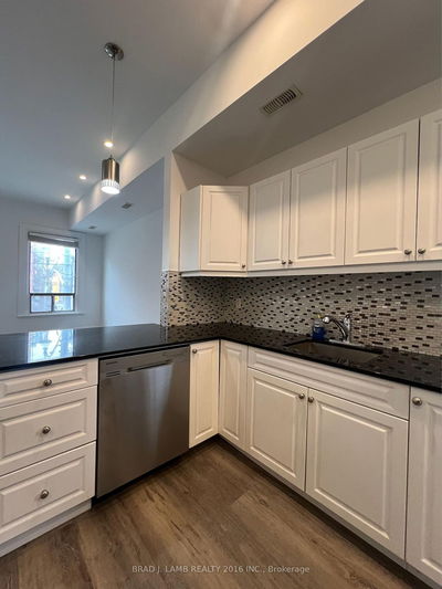 Unit 2 — 68 Sumach St, Toronto - Moss Park image-0-4