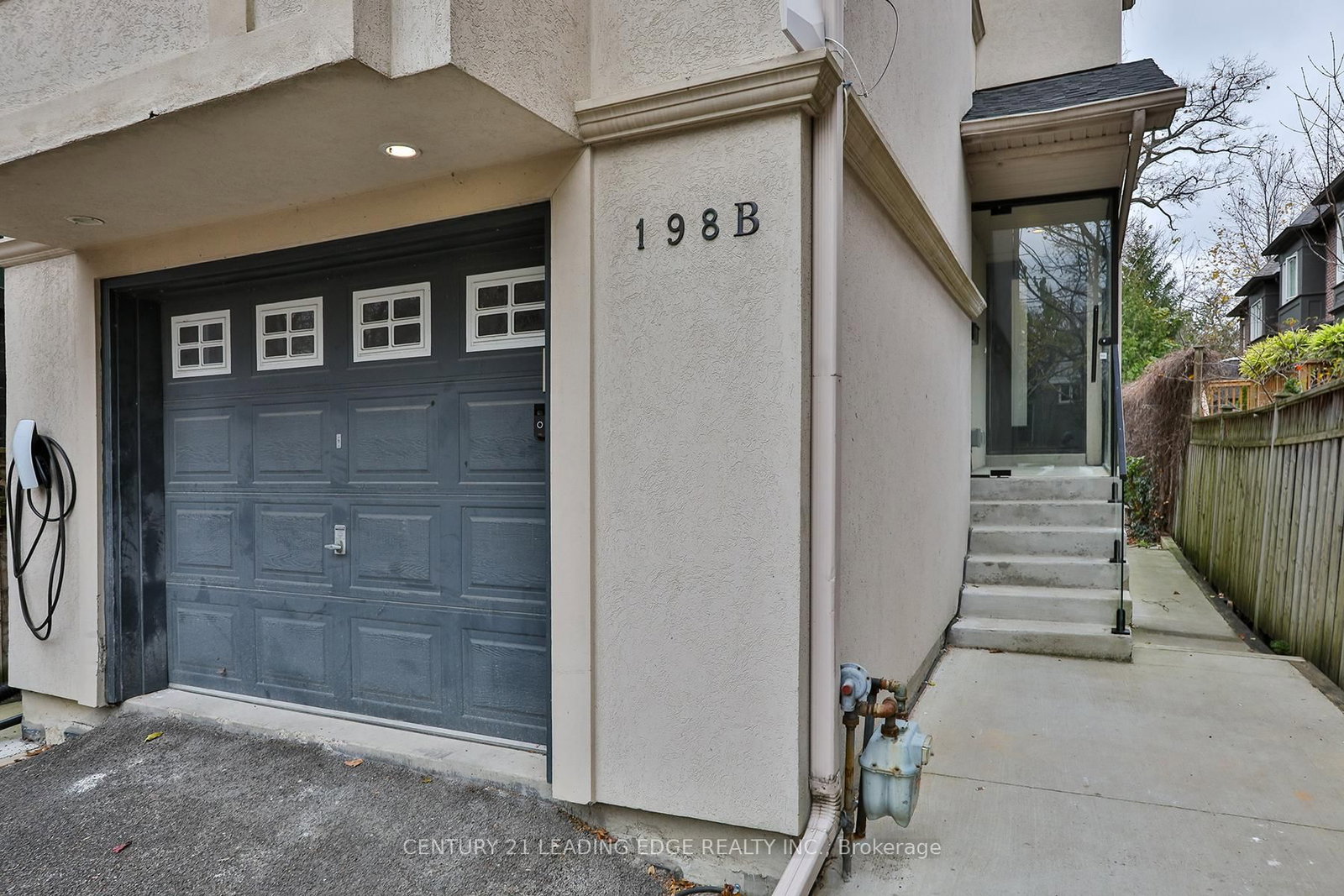 Listing Image 37